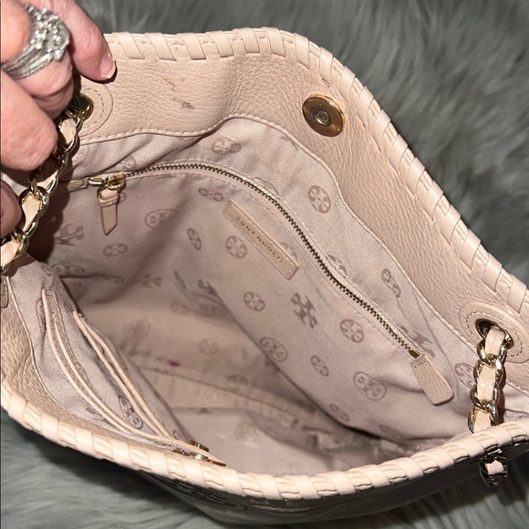 Tory Burch Marion Bag/Crossbody - Picture 15 of 16